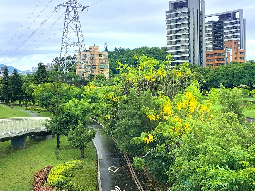 外雙溪河濱公園